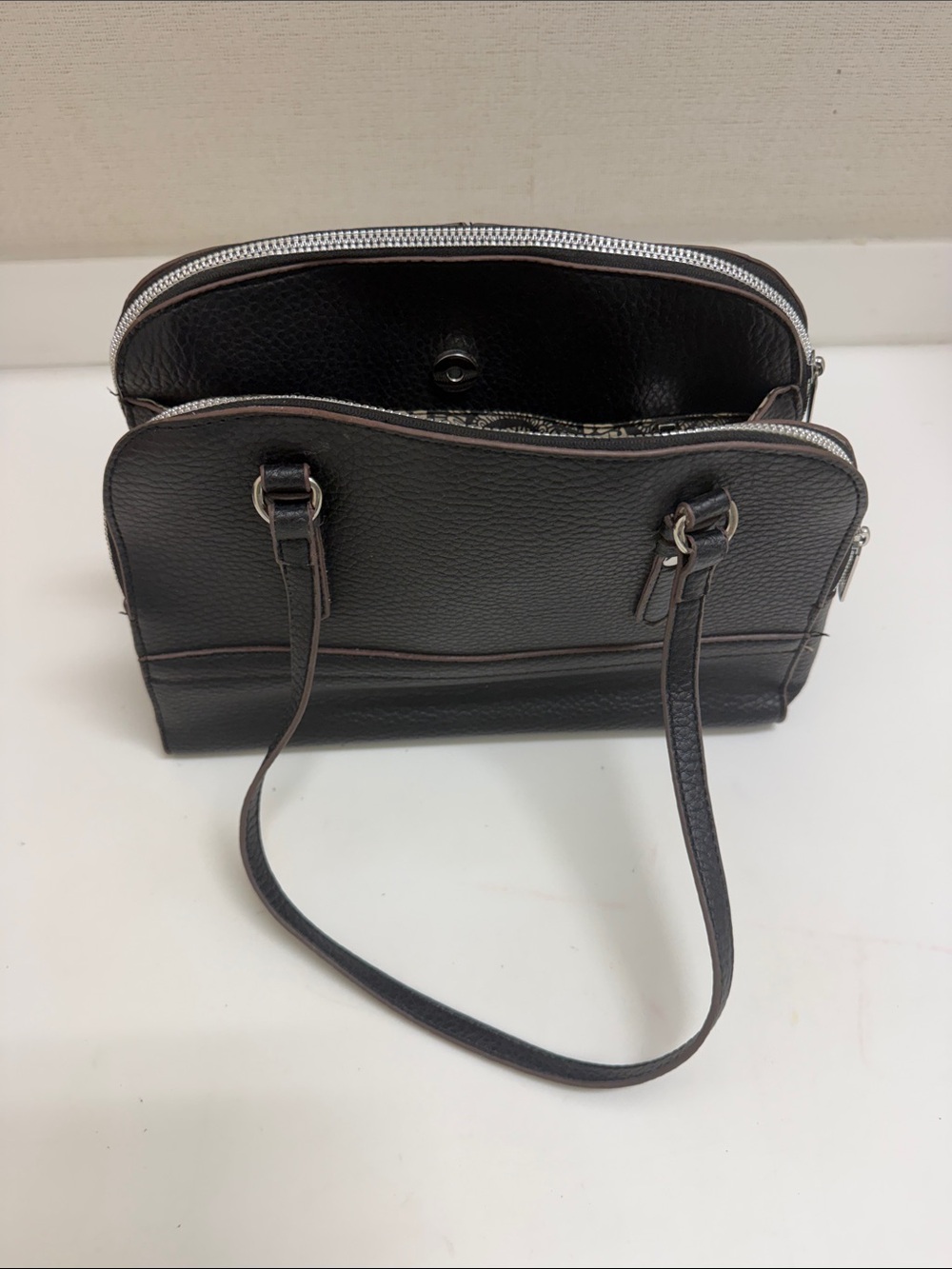 Carlos Santana Classic Black Pebbled Leather Shoulder Bag